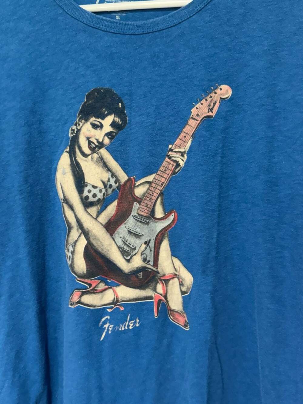 Rockabilly Pinup Guitar Graphic T-Shirt Stratocaster Retro Blue Men’s XL